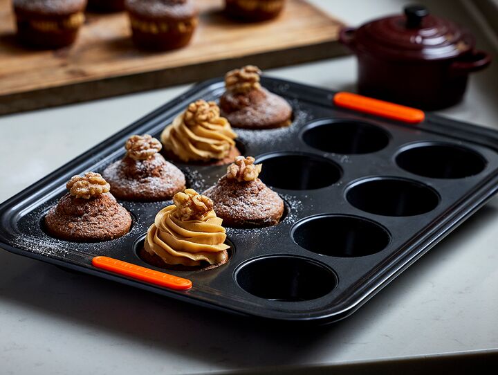 Mini Coffee and Walnut Cakes