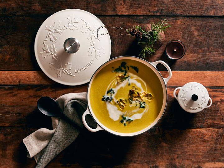 Brussels Sprouts Soup with Curry and Coconut Milk